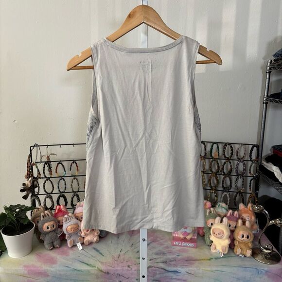 CHICOS small Silver reflective Sleeveless Top embellished holiday layering - Picture 7 of 7